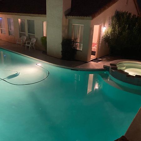 Luxury 1900 Sq Ft House Huge 46 Ft Pool & Hot Spa Лас-Вегас Екстер'єр фото